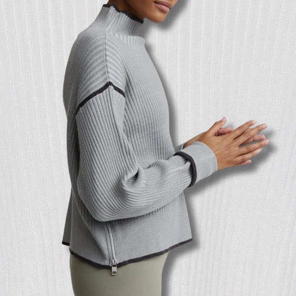 Varley Grey Ribbed Mock Neck Knit Sweater - Size Large - Picture 2 of 8